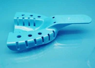 Suuret ylähampaiden näyttöketjut